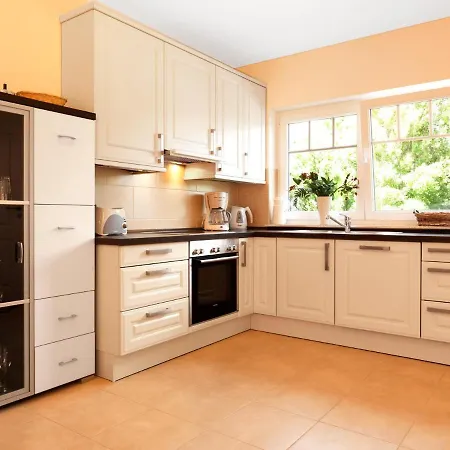 Reihenhaeuser Haus Utkiek تيميندورفير